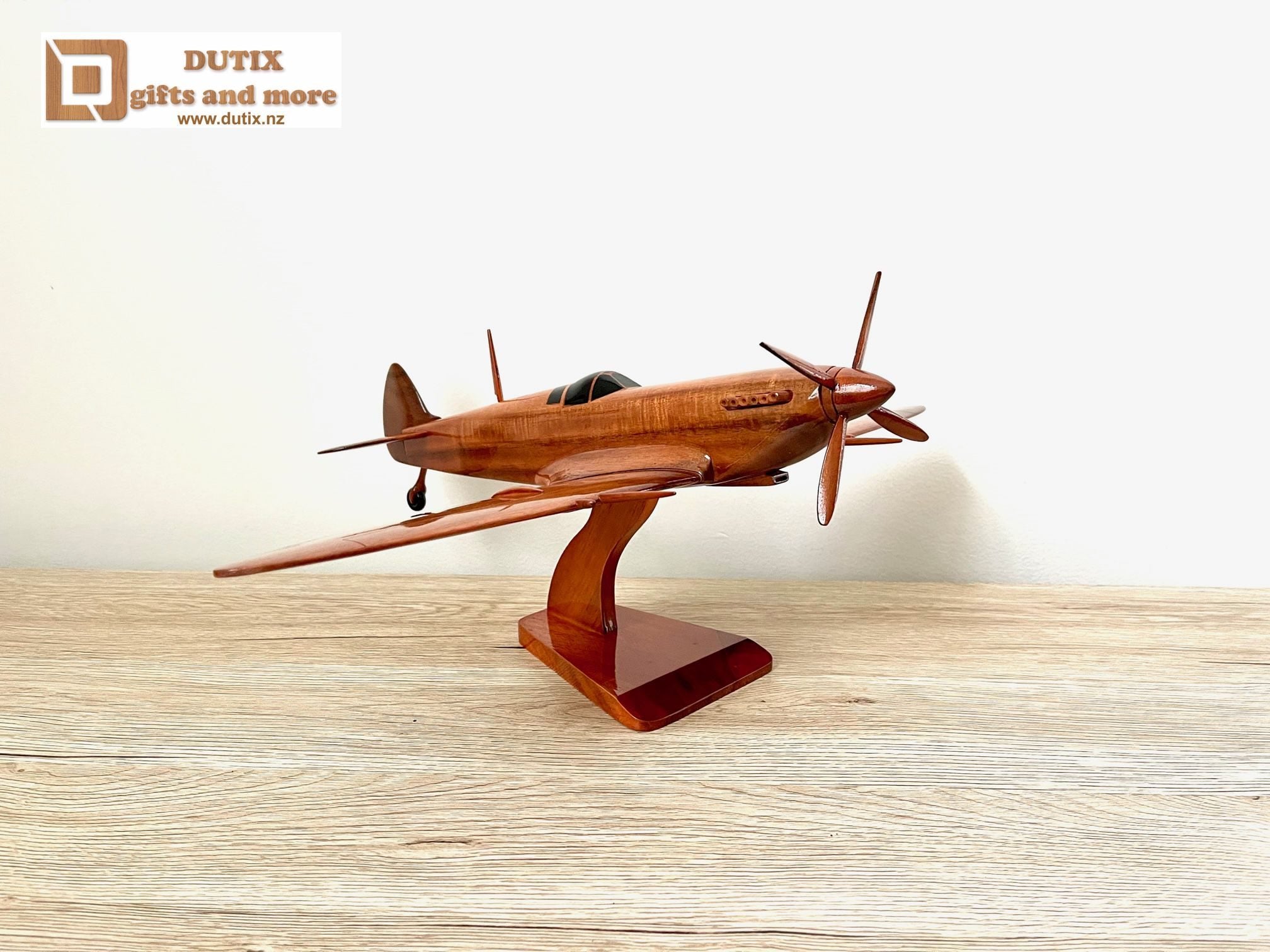 Wooden Supermarine Spitfire