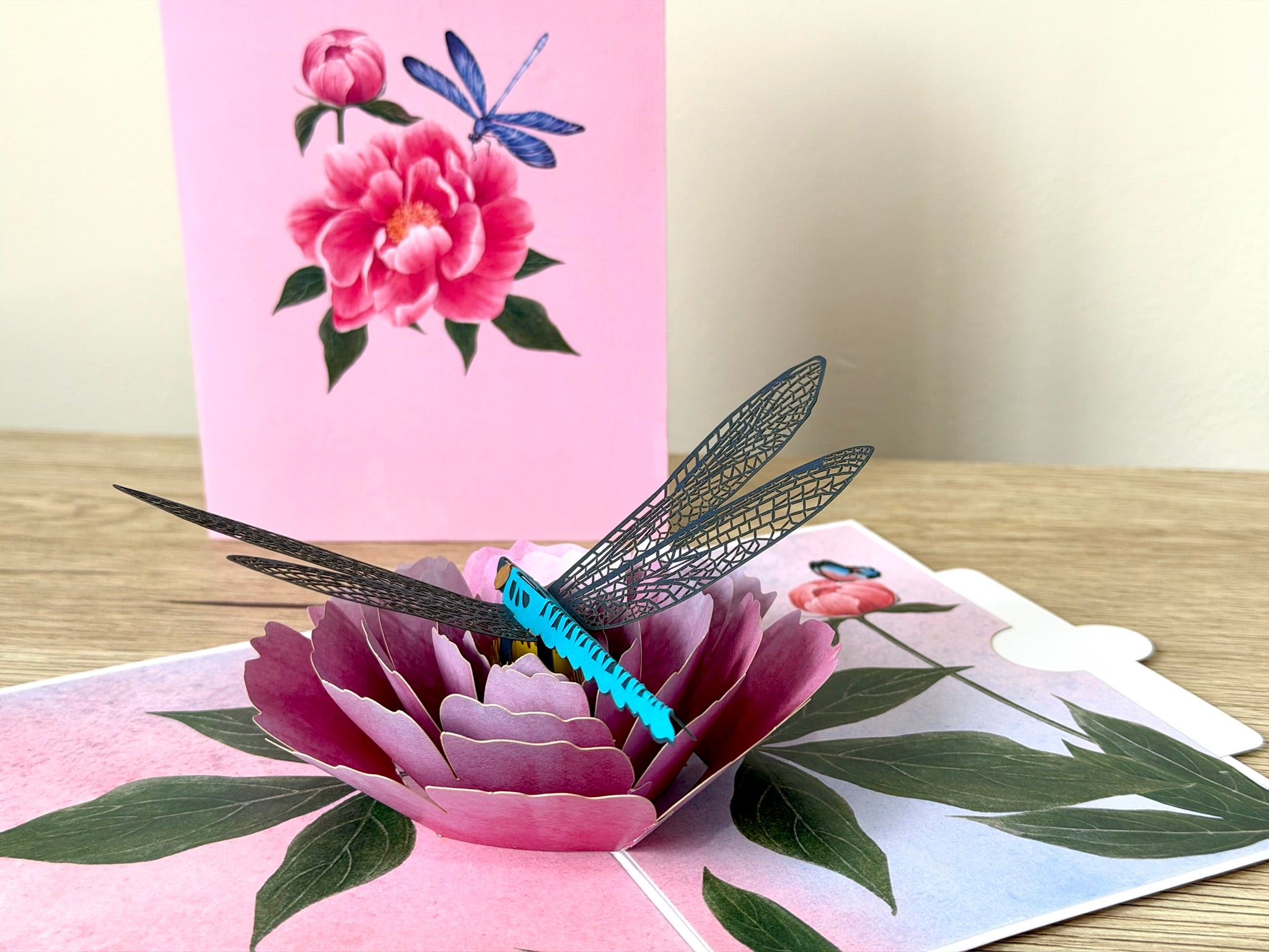 3D Pop Up Card - Dragonfly on Flower