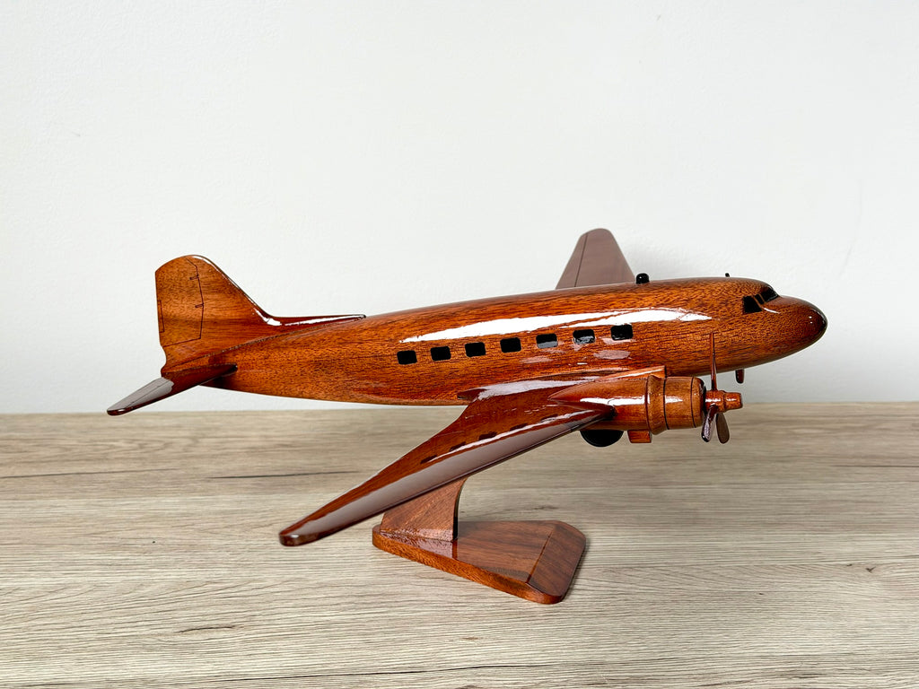 Wooden Model - Douglas DC3