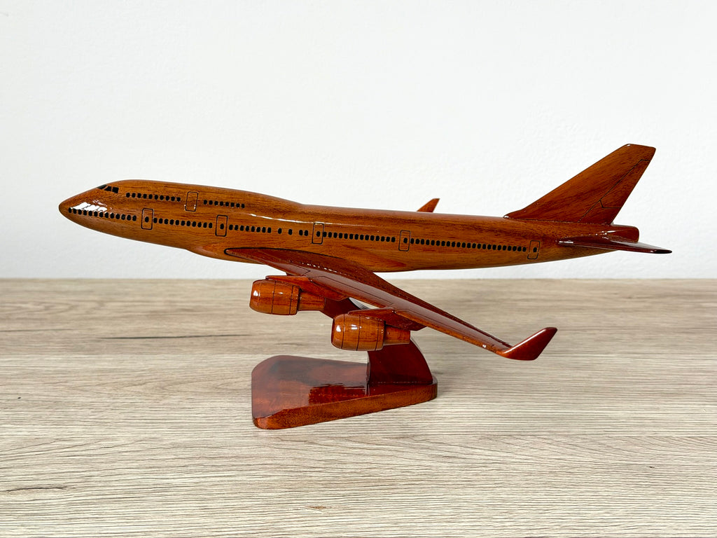 Wooden Model - B747