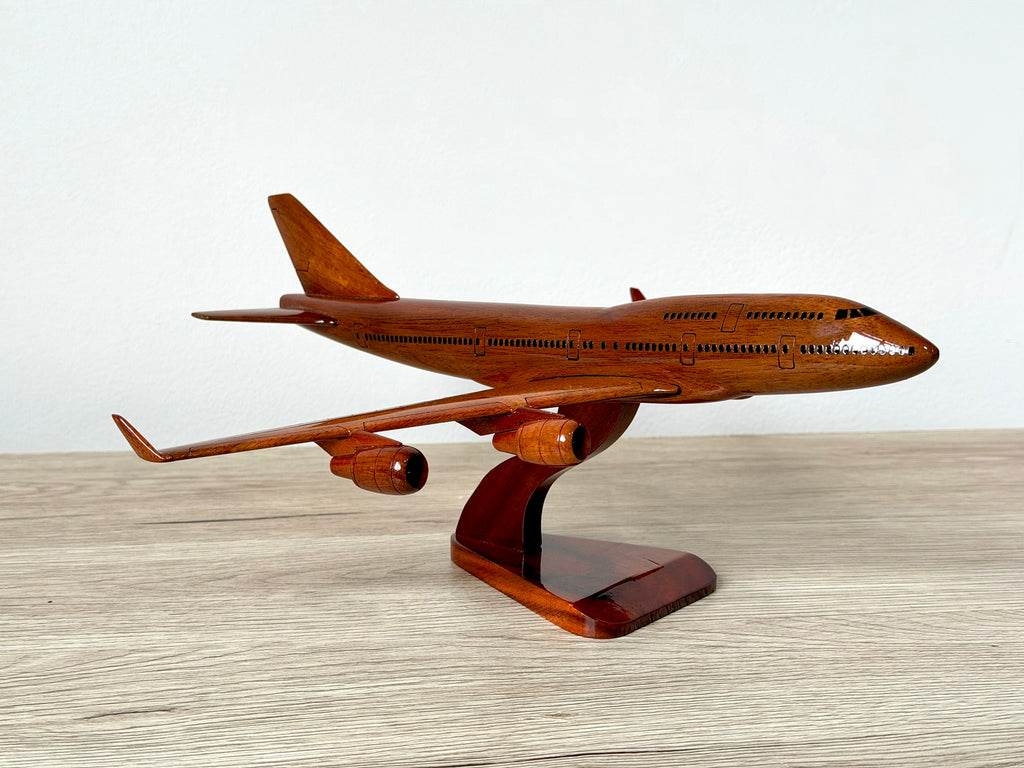 Wooden Model - B747