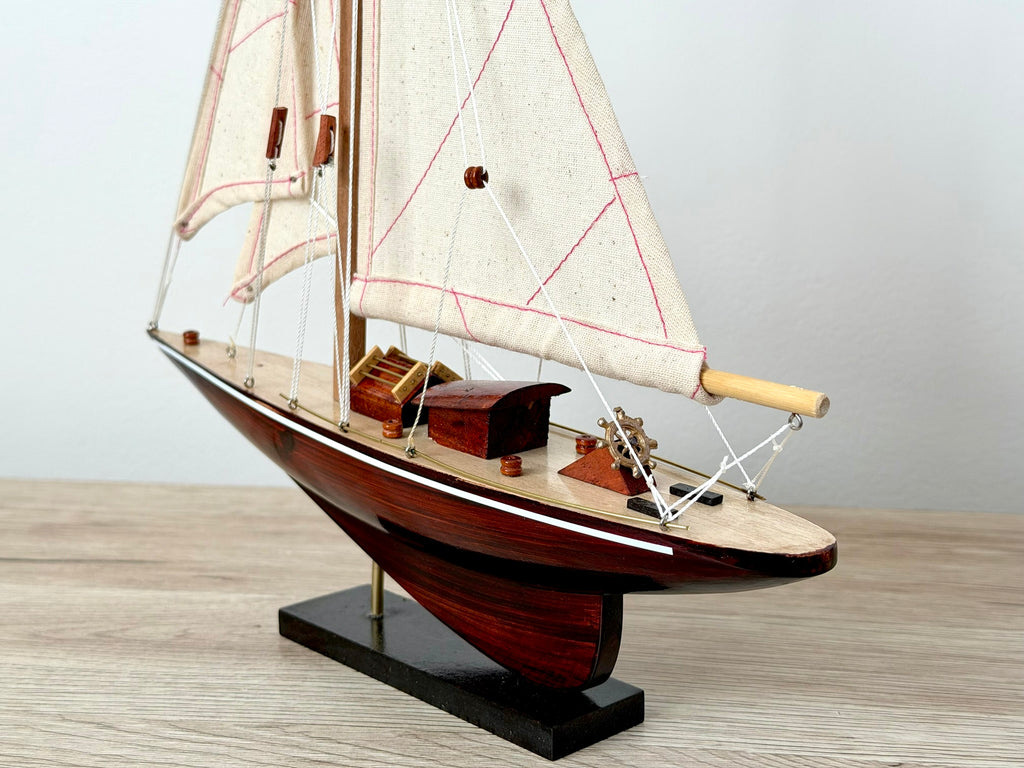 Wooden Model - Endeavour